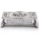 Edwardian Silver Picture Frame with a Plain Shaped and Curved Border (1900)